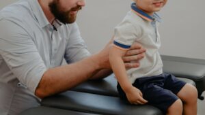 The correct sitting posture: a problem for all ages