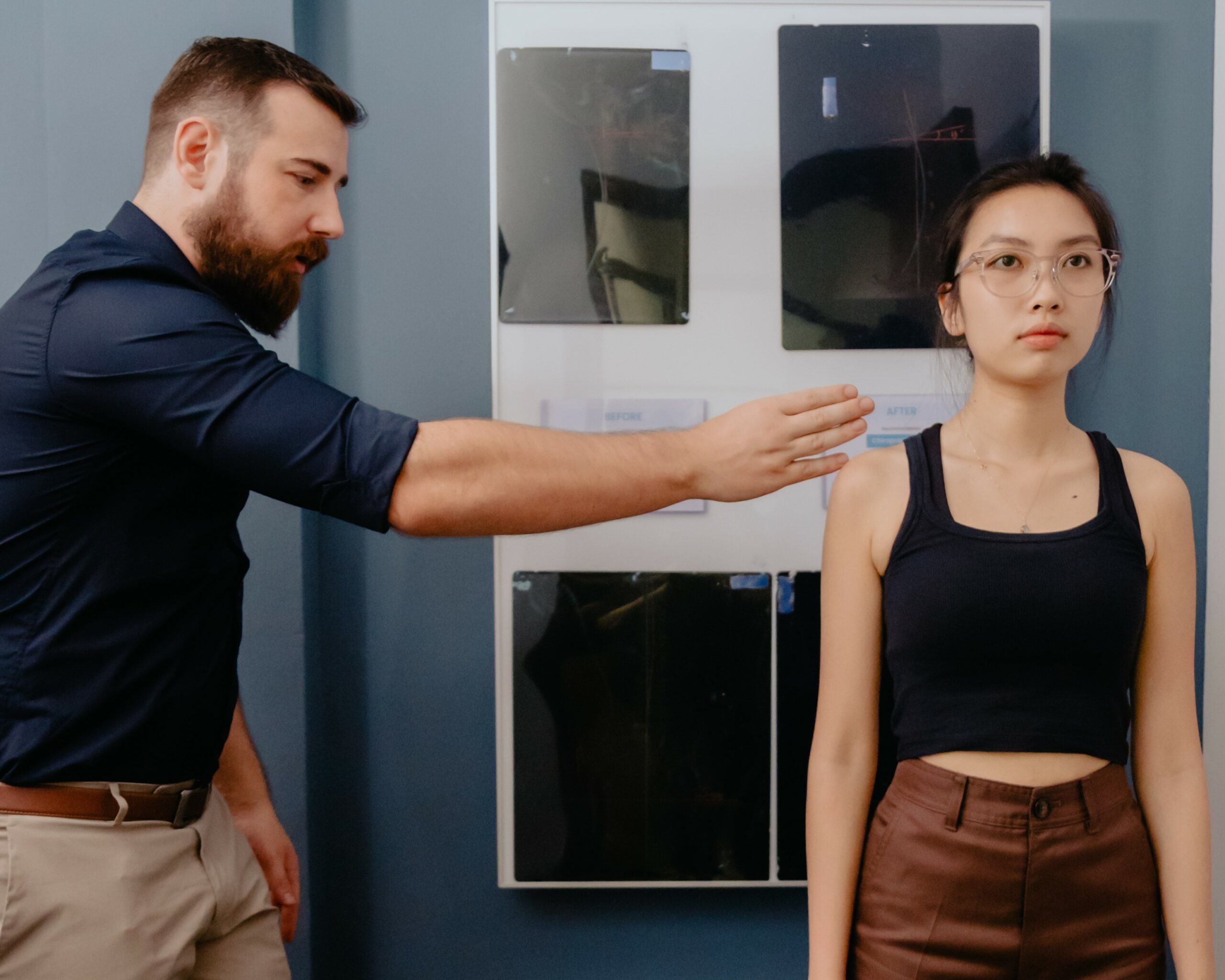 spinal examination with Chiropractic Singapore