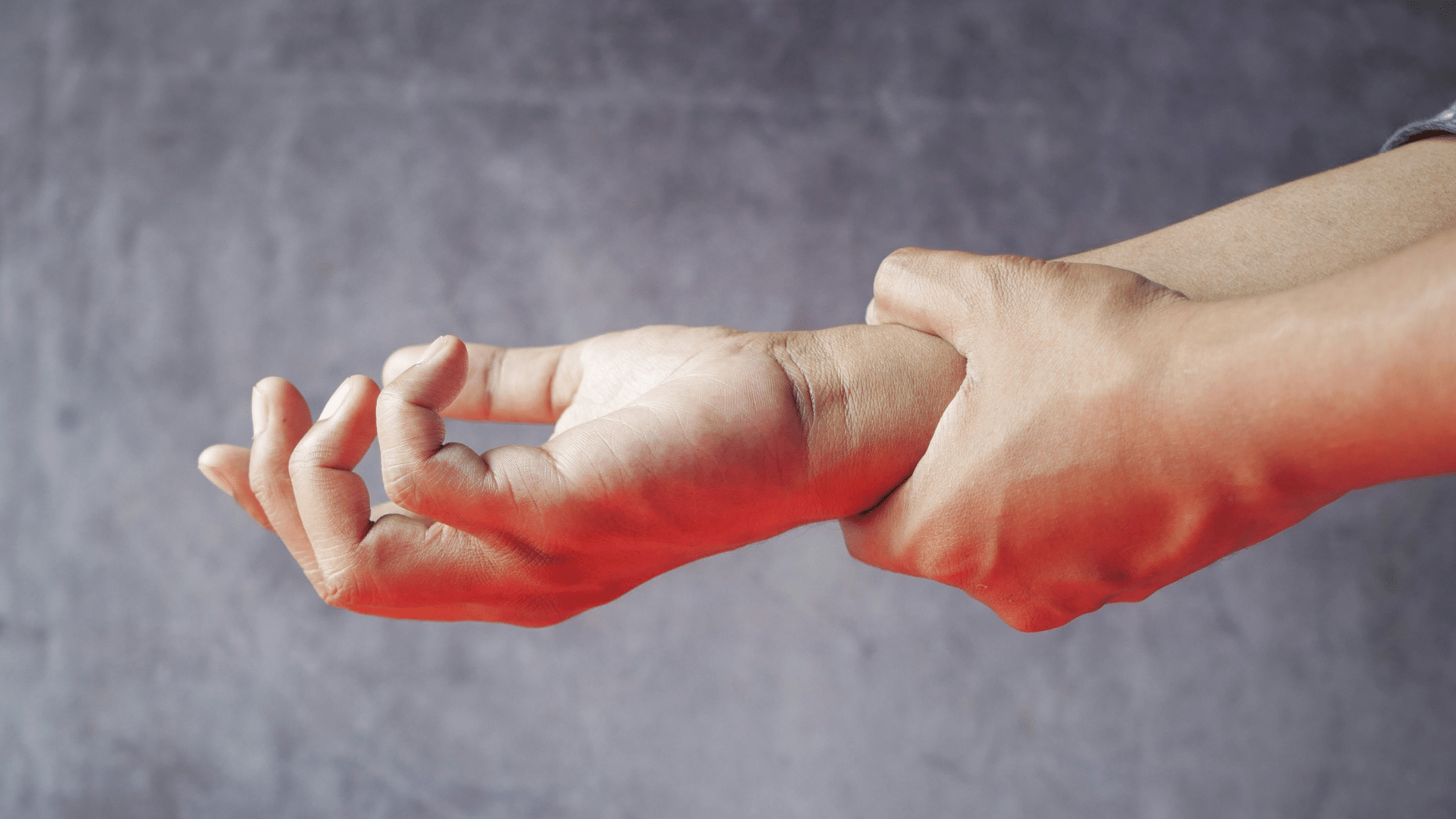 Pinched Nerve Relief: Causes, Symptoms, and Natural Care Options