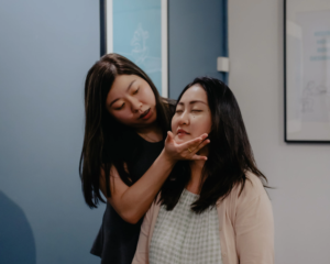 neck pain after waking up